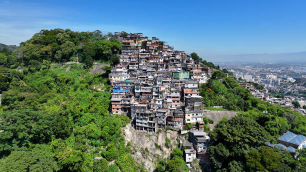 prazeres hill at downtown rio de janeiro brazil. - downtown district brazil rio de janeiro clear sky - fotografias e filmes do acervo