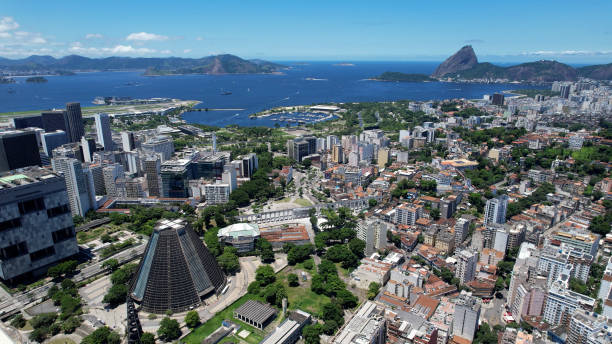 panoramic view of downtown rio de janeiro brazil at sunny day - downtown district brazil rio de janeiro clear sky 뉴스 사진 이미지