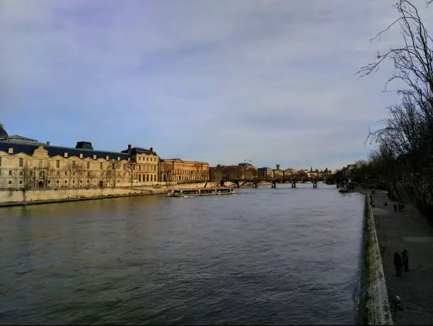 A view of the Seine river during winter in the afternoon