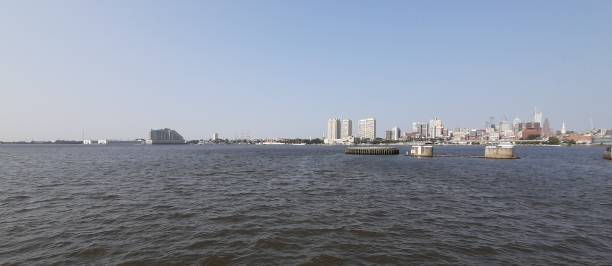 istock Philadelphia and Delaware River 1956179988