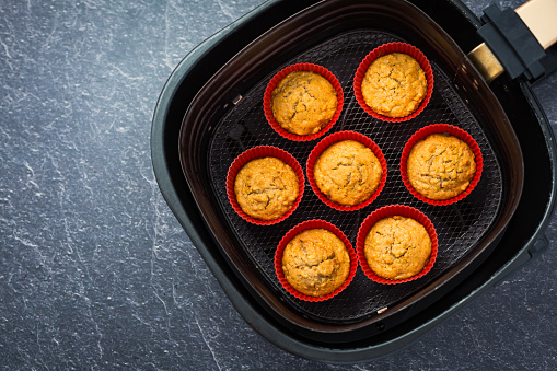 Cooking and baking in airfryer - homemade apple muffins