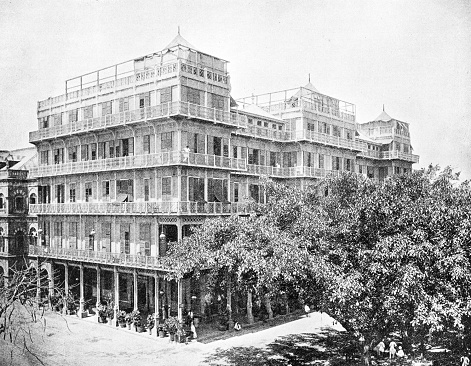 People and landmarks of India in 1895: Esplanade (Watson's) Hotel, Bombay