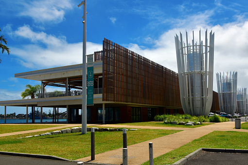 Nouméa, South Province, New Caledonia: Les Quais shopping gallery (Centre commercial Les Quais Nouméa), on the waterfront, by the Martime Terminal - Ferry wharf area, Jules Ferry Street - Architecture by Patriarche + Philippe Jarcet