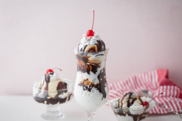 istock ice cream sundae on pink background 1958446447