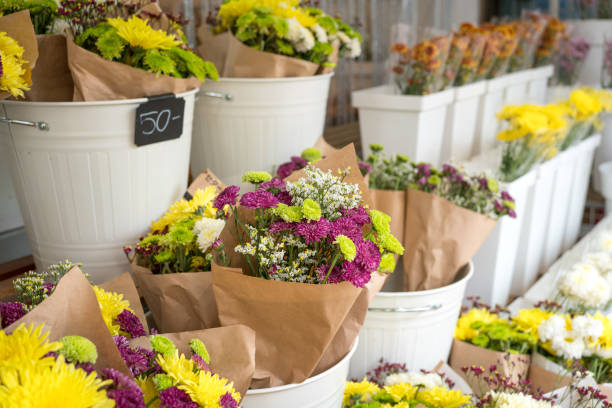 istock Fresh flowers shop 1958572199