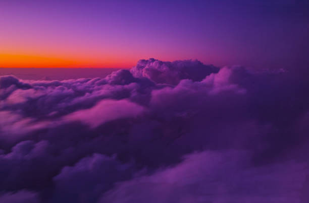 istock Sea of clouds after sunset 1958686033
