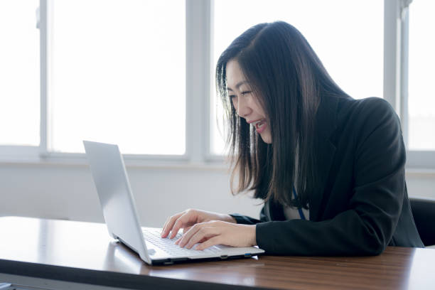 istock Business woman 1958738605