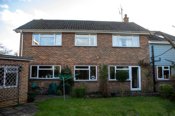 istock Back of a detached suburban house 1959426143
