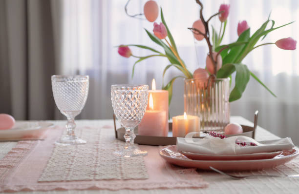 istock Easter pink vintage decor at home 1959559597