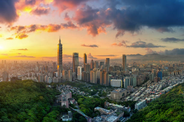 istock Taipei cityscape at sunset in Taiwan. 1960029596