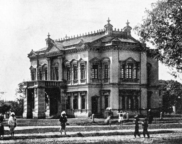 istock People and landmarks of India in 1895: Mayo Hall, Bangalore 1960267608