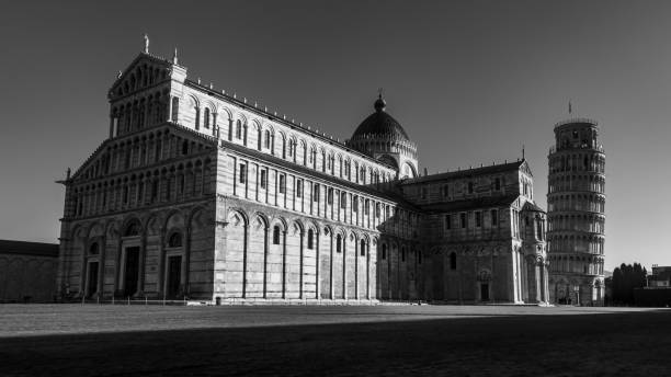 istock leaning tower of pisa 1960514125