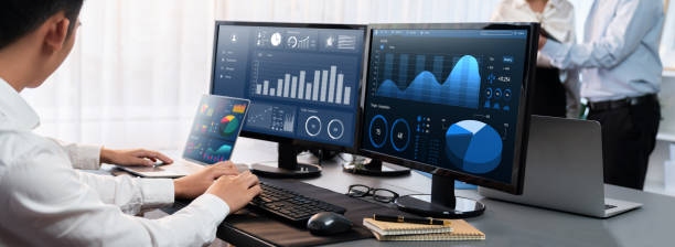 istock Analyst working on BI dashboard on computer monitor. Trailblazing 1961058109