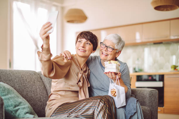 istock Happy family 1962233321