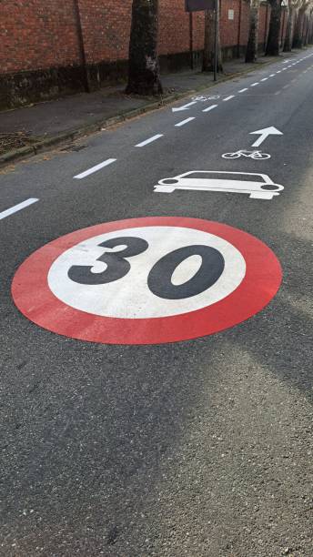 istock Street sign Zone 30 kmh Italy 1962890928