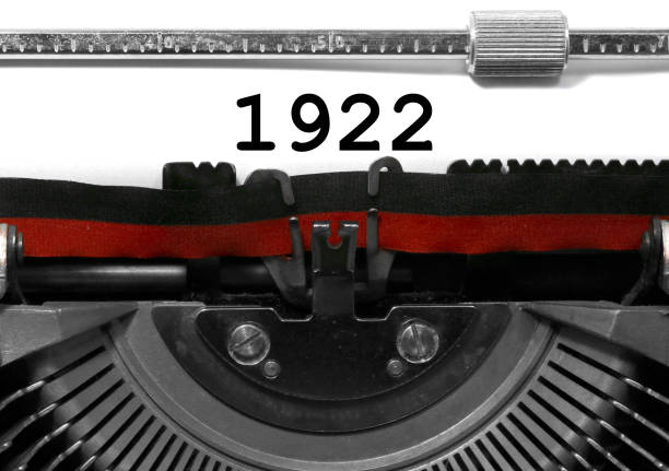 istock Text 1922 written with an old vintage typewriter 1963120450