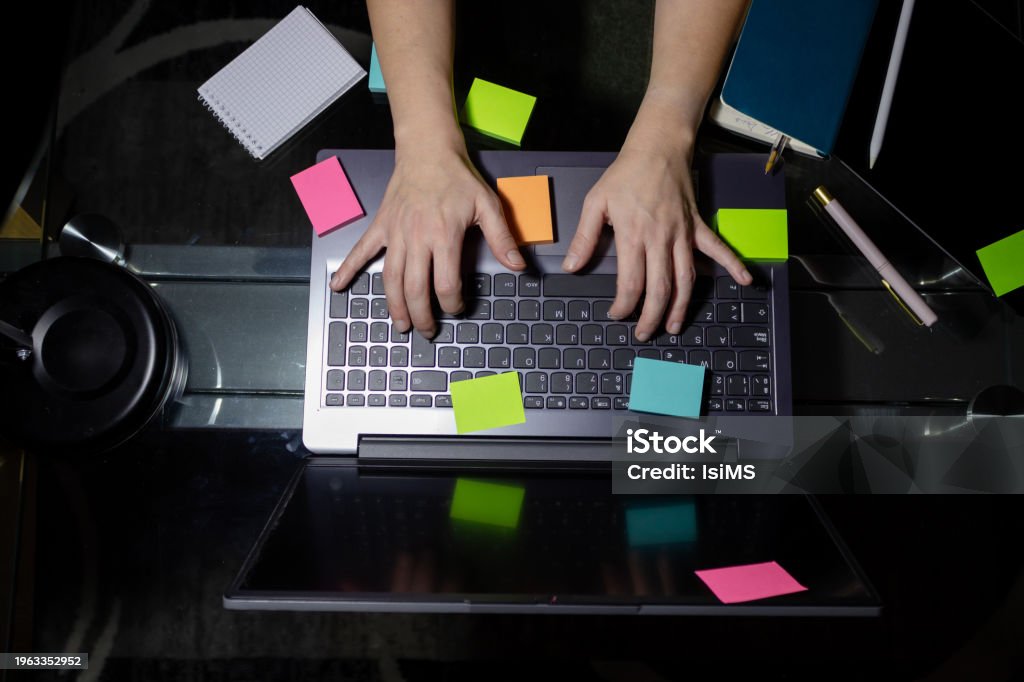Tping Notes Hands Typing With Sticky Notes Overload Stock Photo - Download Image ...