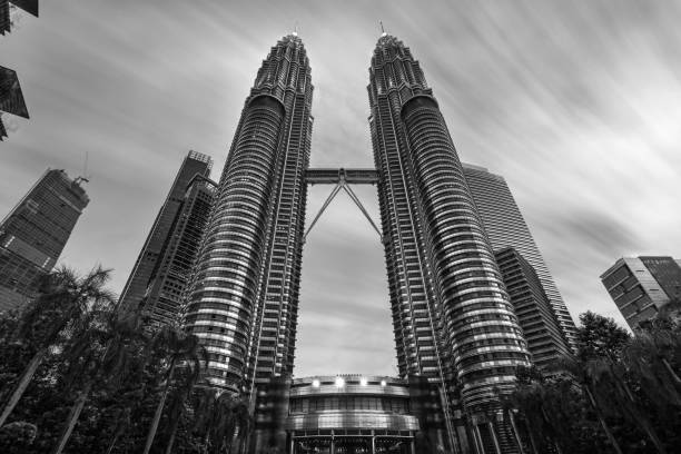 The Petronas Towers are an interlinked pair of 88-storey supertall skyscrapers in Kuala Lumpur, Malaysia, standing at 451.9 metres From 1998 to 2004, they were officially designated as the tallest buildings in the world. The Petronas Towers are the world’s tallest twin skyscrapers