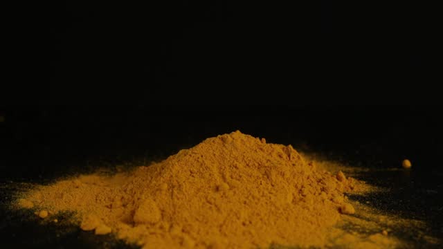 Curcuma powder