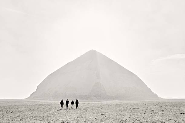 the ancient bent pyramid of dahshur for pharaoh snefru, near cairo, saqqara, egypt - snofru 뉴스 사진 이미지