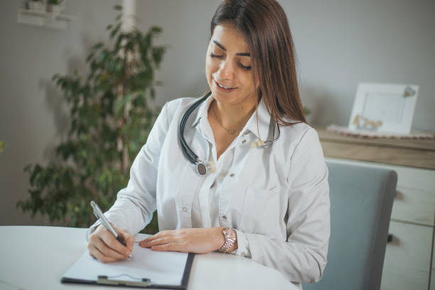 istock Doctor in the house 1968417193