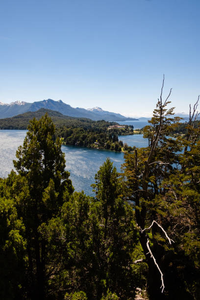 istock Lago patagonia 1968877810