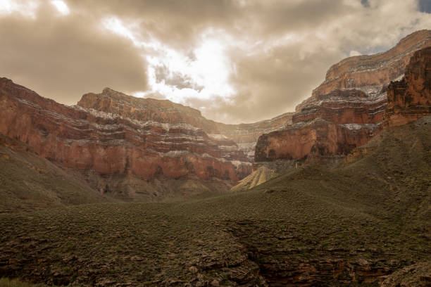 istock Snow On Mojave Point From The Tonto Trail 1970331454