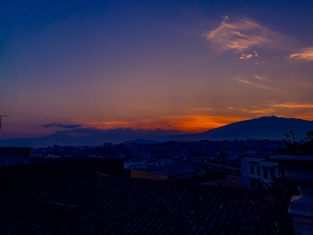 Two majestic extinct volcanoes located on the outskirts of the city of Xalapa, imposing protagonists at every sunset.