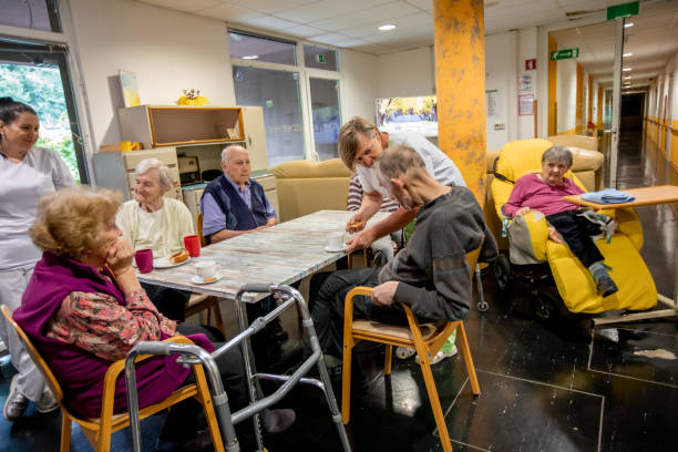istock Breakfast time in a nursing home 1971533586