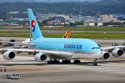 An Airbus A380-800 operated by Korean Air in Taipei Taoyuan airport.
