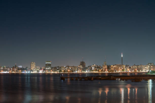 Montevideo city at night. - foto de stock