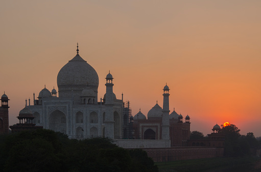 Taj Mahal during sunset, Agra, Uttar Pradesh, India.
