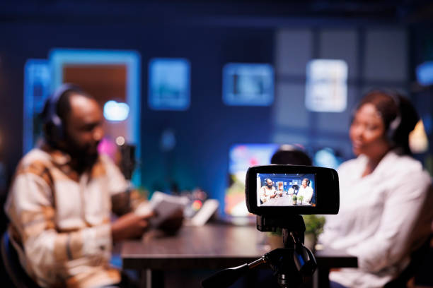 istock Bloggers create content for social media 1972826729
