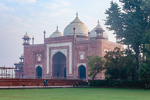 Jawab or Guesthouse, Eastern building of Taj Mahal architectural complex. Agra, Uttar Pradesh, India