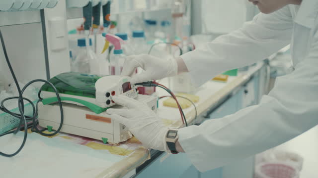 Scene of scientist finding a cure in laboratory, Concept science and technology, Research in the laboratory, scientist working in laboratory