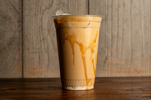 Iced caramel macchiato