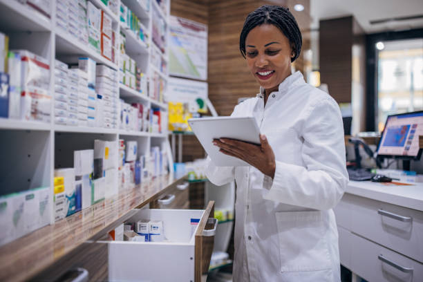 istock Woman working at the pharmacy 1975475495