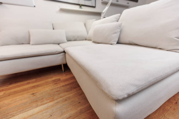 White office sofa after pfrofessional cleaning.