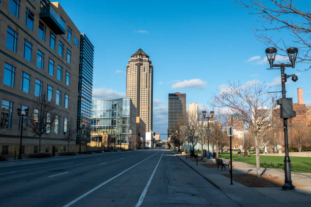istock morning in des moines iowa 1976271051