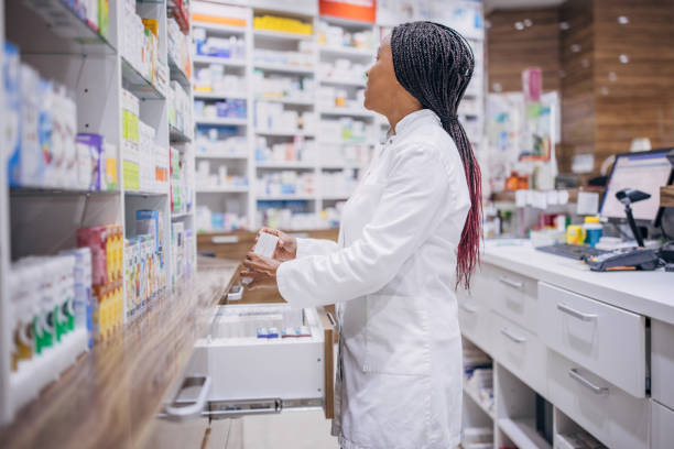 istock Woman working at the pharmacy 1976325274