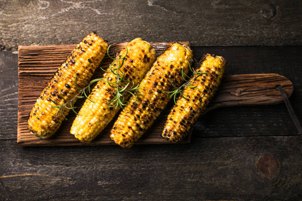 istock Organic Grilled Corn on the Cob Ready to Eat 1976368601