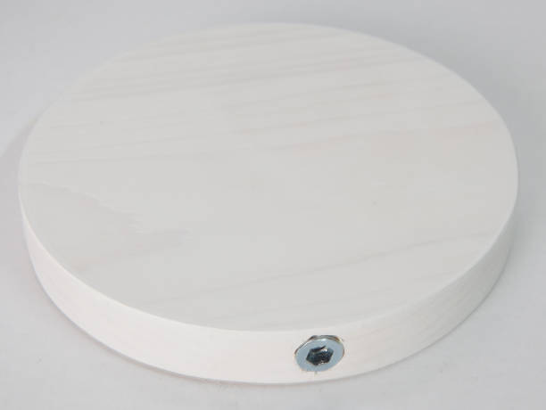 istock round shelf, decorative wood products 1977261595