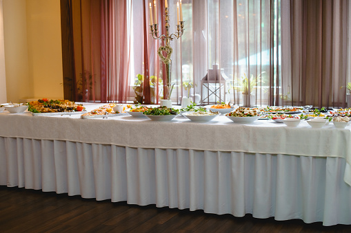 catering service on the wedding food