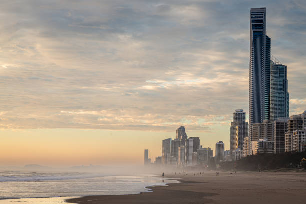 istock Surfers Paradise Skyline 1977747955