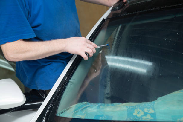 istock Tinting of car windows. 1978182318