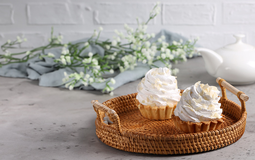 mini cake basket with meringue cream