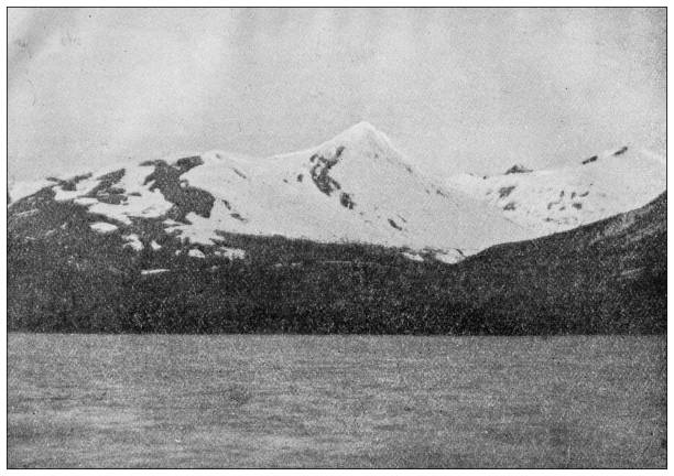 istock Sport and pastimes in 1897: Lake Linderman 1980425654