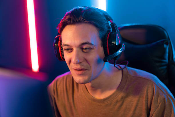 istock Host channel of smart streamer playing online game to be winner. Pecuniary. 1980602351