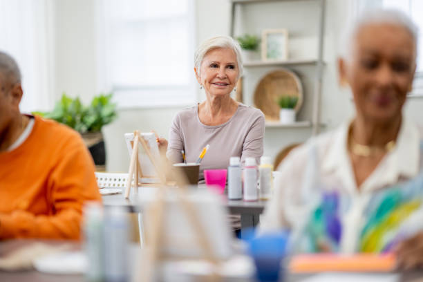istock Seniors Recreational Art Class 1981422847