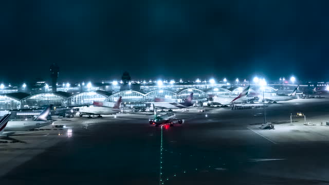 Time-Lapse 4K Passenger planes are being prepared. before departure Inside the airport runway.